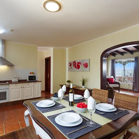 Roca Negra By Playa Blanca